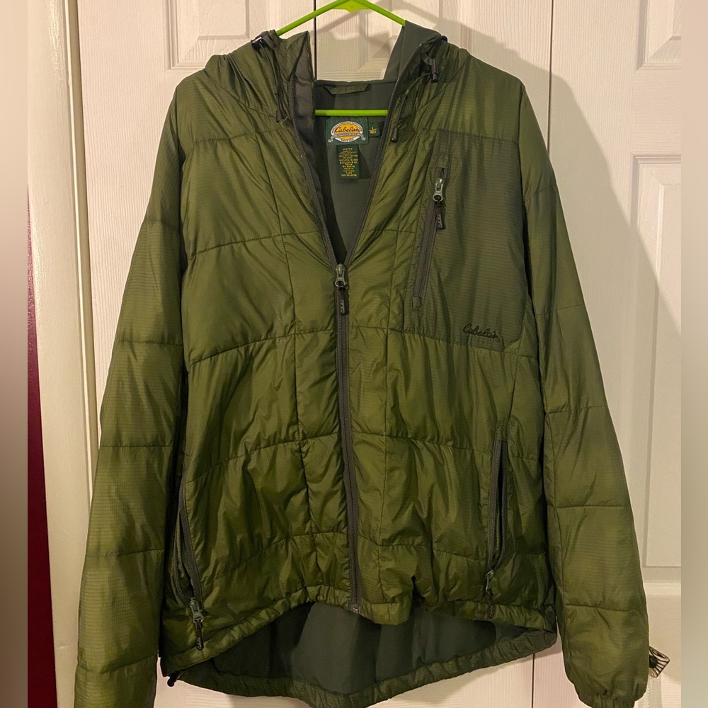 Cabelas brand Women’s Winter Jacket size Large in Dark Green